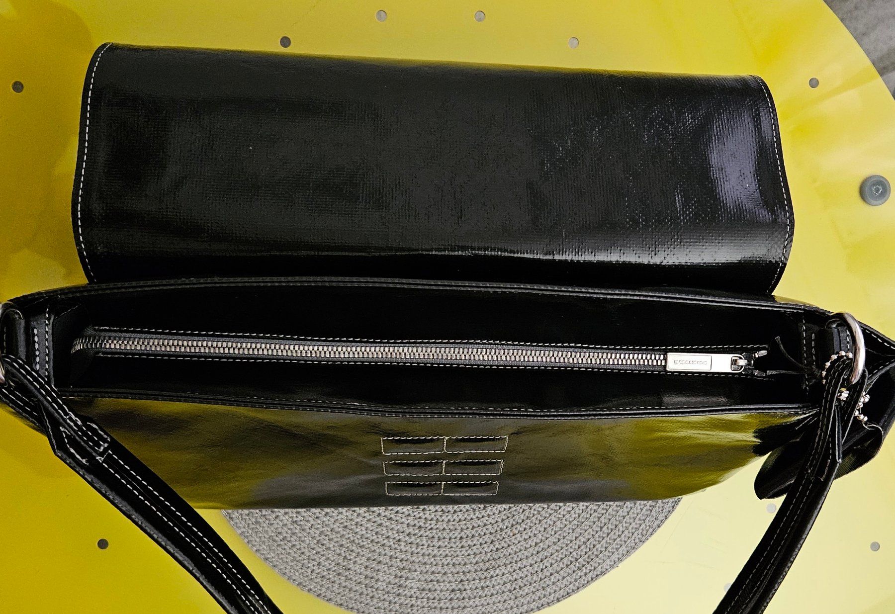 Freitag Borse da donna: Sac Freitag REFERENCE R202 BATES – Nuovo e nell'imballaggio originale da Biel/Bienne venduto da 8r3ucHt 4