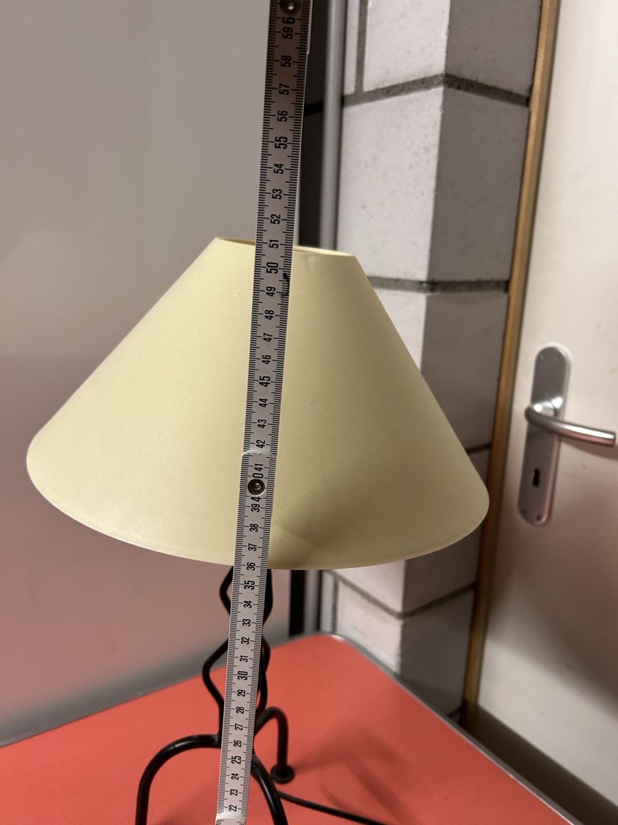 Lampade: Retro Tischlampe mit Kunststoffschirm Jugendstil-Design – Usato da Lanzenhäusern venduto da vic63 4