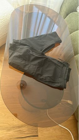 Pantalon cargo en nylon