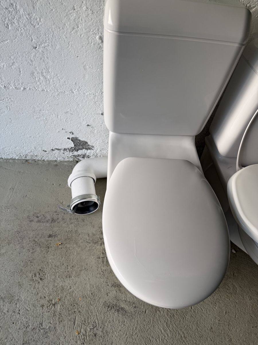 Laufen WC: Stand wc laufen – Usato da sargans venduto da arbon-