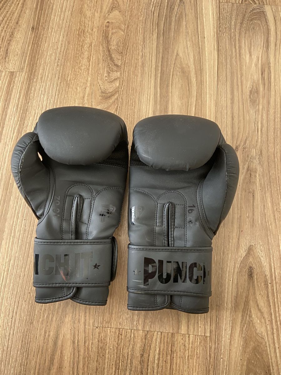 Altri accessori da uomo: Boxhandschuhe – Usato da Olten venduto da jon_wfq7 1