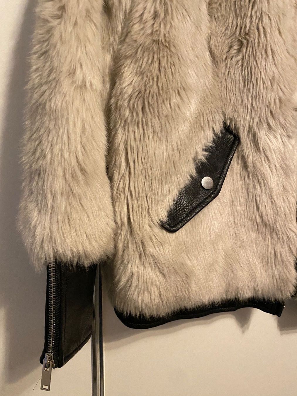 Zara Giacche: Jacke von ZARA gr.M – Usato da Pfungen venduto da Outlet64 1