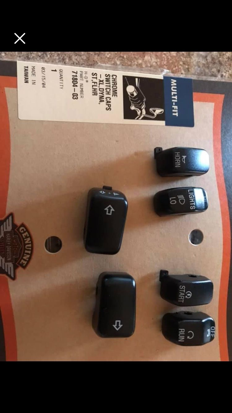 Accessori per altri veicoli: Harley Davidson  clip bouton Comodo – Usato da Evionnaz venduto da roh_l5yz