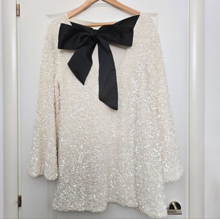H&M Virale Weihnachtskleid Pailletten & Schleife M Übergröße