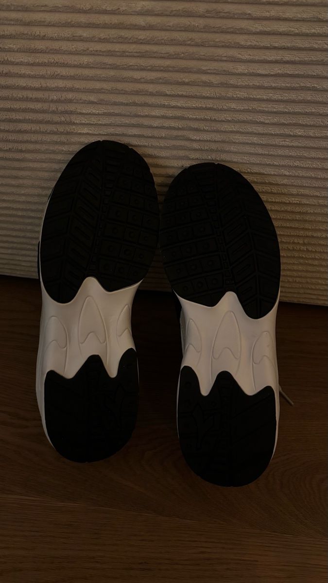 Herrenschuhe: Diadora Schuhe Herren Gr. 44 – Neu und originalverpackt aus Zürich von nsh_jcx6 2