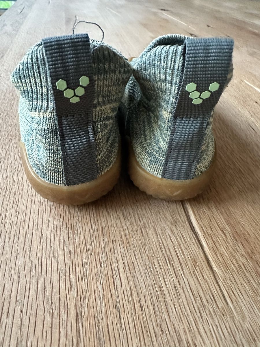 Scarpe per ragazzi: Kinder  Barfussschuhe Grösse 25  – Usato da Mettendorf TG venduto da Pinova02 2