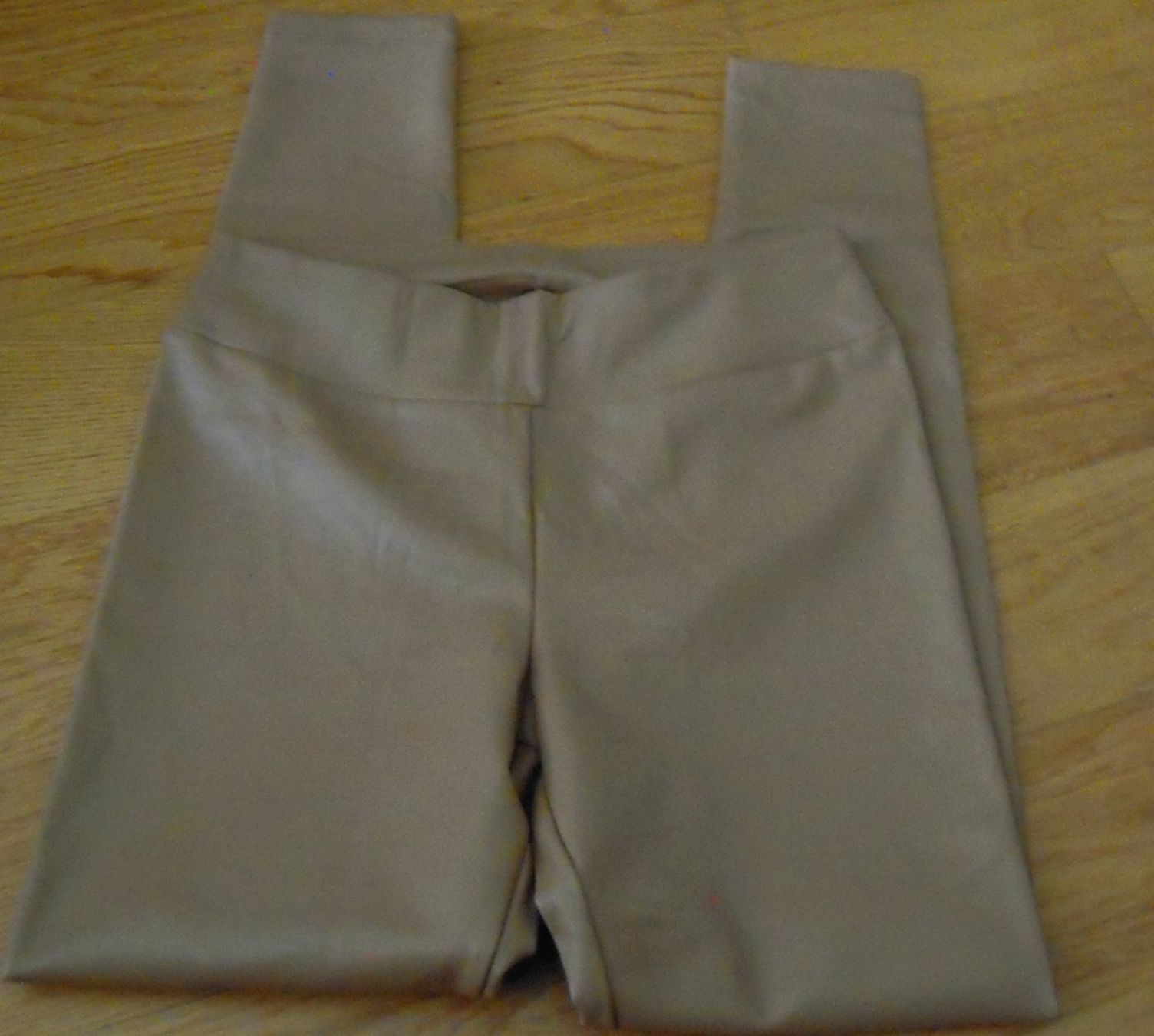 Pantaloni: Schlupf Hose  gr  36 – Usato da Heimberg venduto da Rockenrol