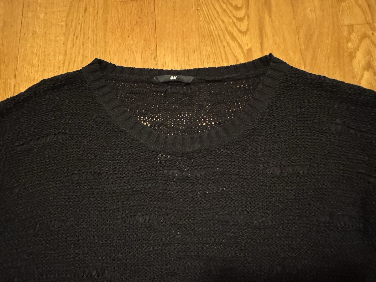 H&M Pullover & Sweatshirts: Schwarzer, leichter Strickpullover H&M Grösse L. – Gebraucht aus Adliswil von StephanieAnnina 1