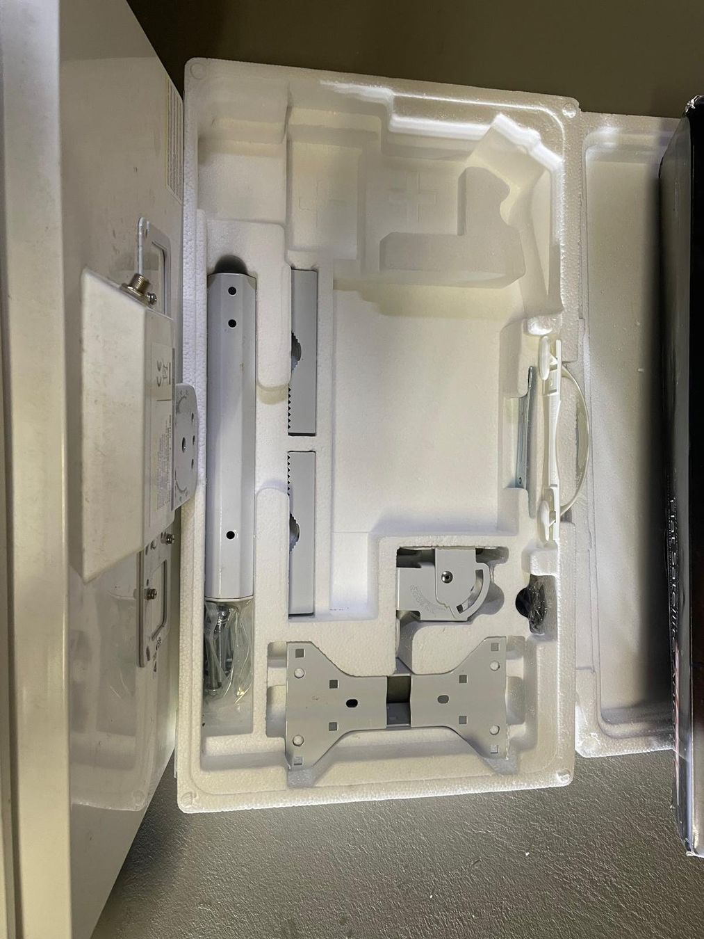 Radiocomunicazione: Satellite Antenna – Usato da Kreuzlingen venduto da lid_ld7c 4