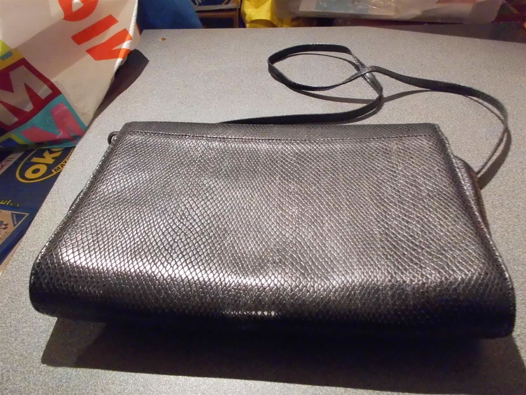 Borse da donna: Handtasche Lorbac, schwarz – Usato da Zürich venduto da Motzkuh 1