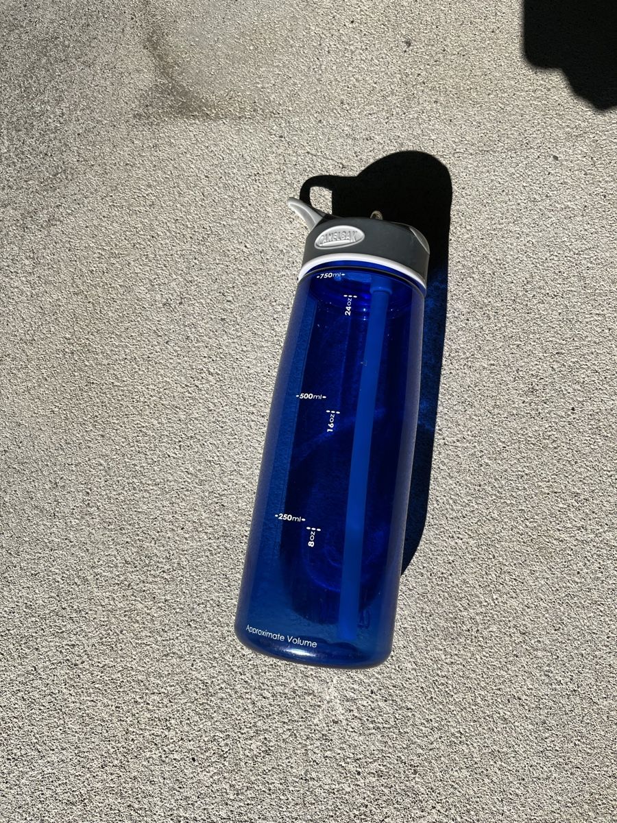 Camelbak Borracce & Thermos: Trinkflasche von Camelbak – Usato da Udligenswil venduto da Lilienfarbe 3