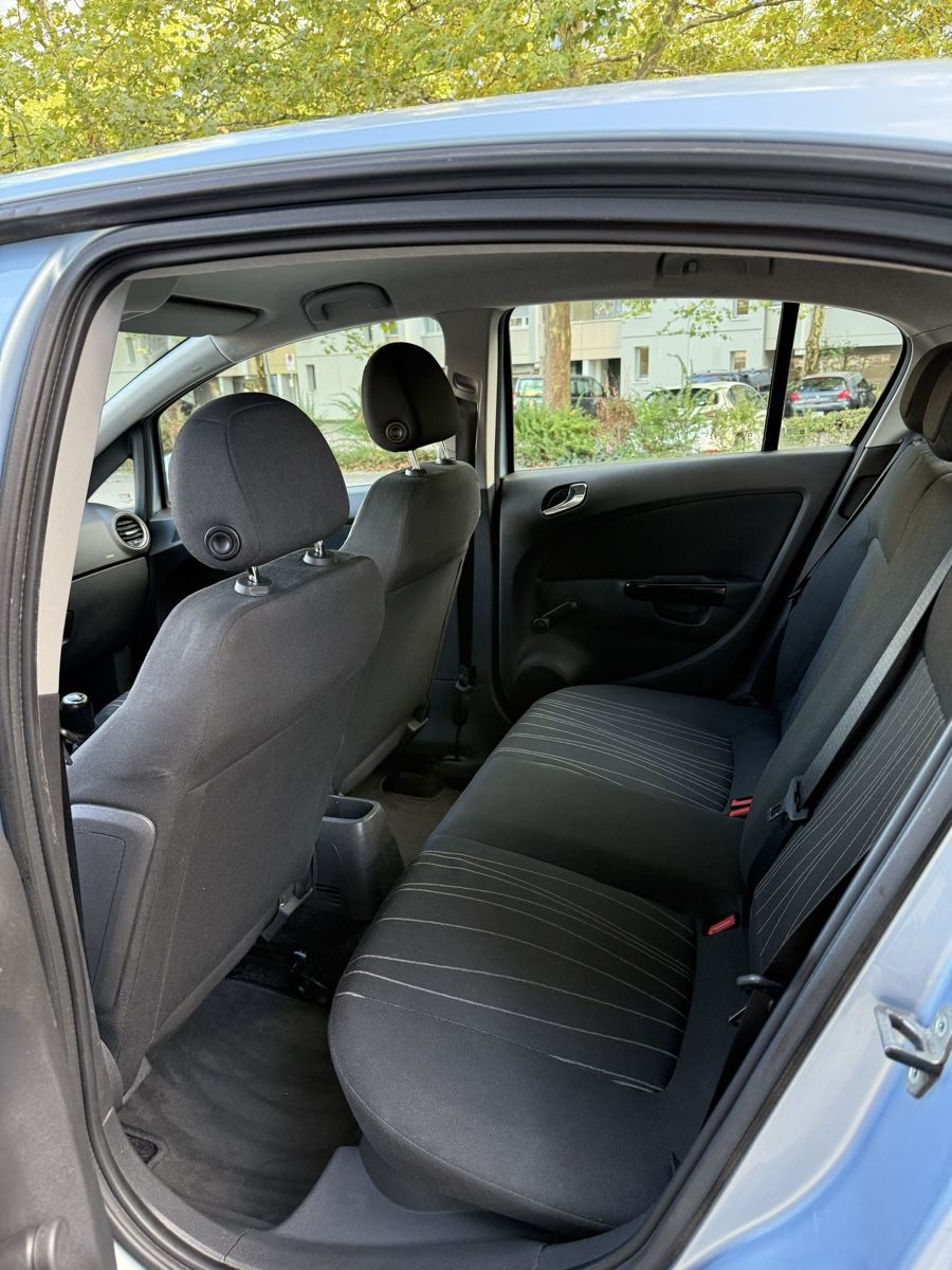 Opel Automobili: Opel Corsa D 1.4 90ps AB MFK – Usato da Bern venduto da ago_q9fj 6