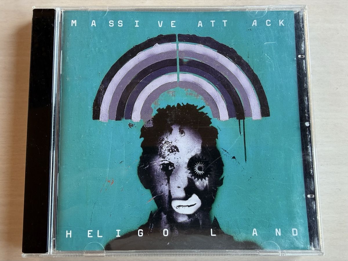 CD: Massive Attack Heligoland CD Blue Cover – Usato da Oberried Brienz venduto da Chyara