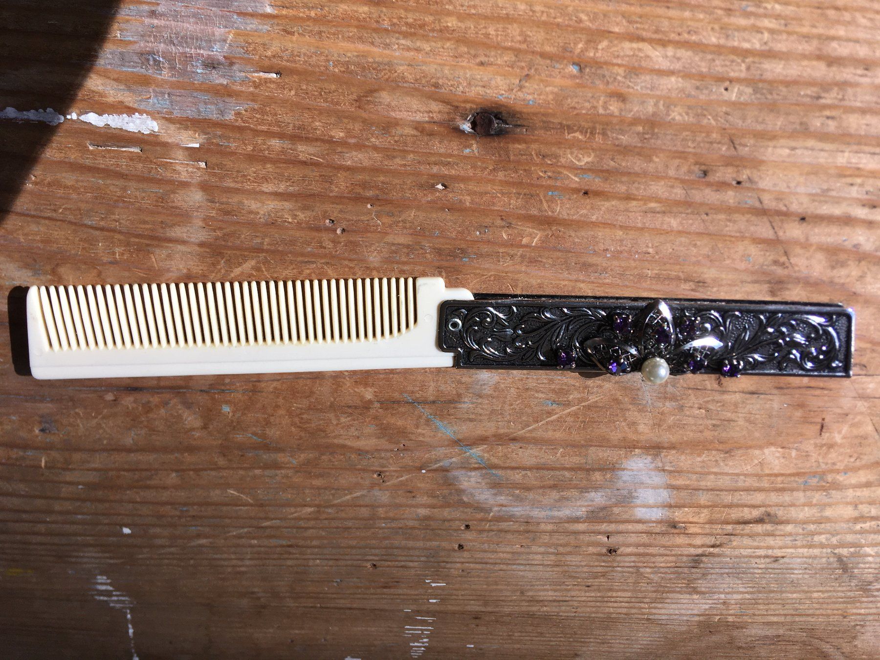Altro per la cura dei capelli: peigne de voyage – Usato da troinex venduto da brumematinale 1