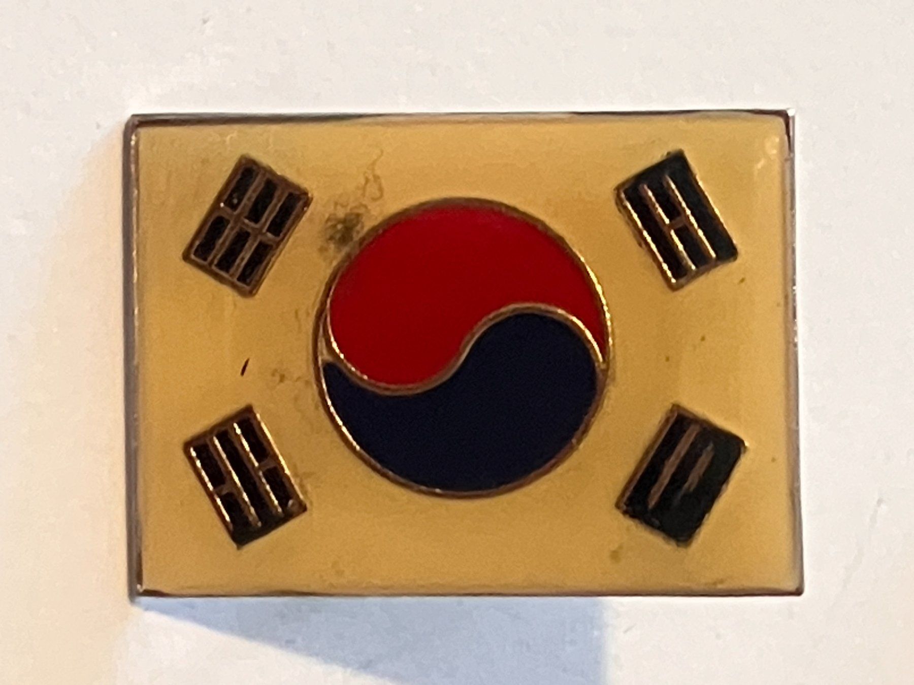 Placchette & Badge: 1 Pin Korea Flagge – Usato da Basel venduto da djwwpp
