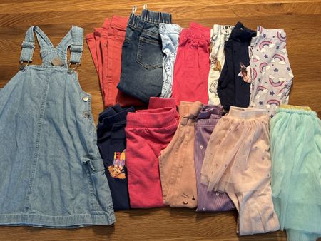 Kleiderpaket Mädchen Hosen/Röcke Gr. 98/104 (14 Teile)