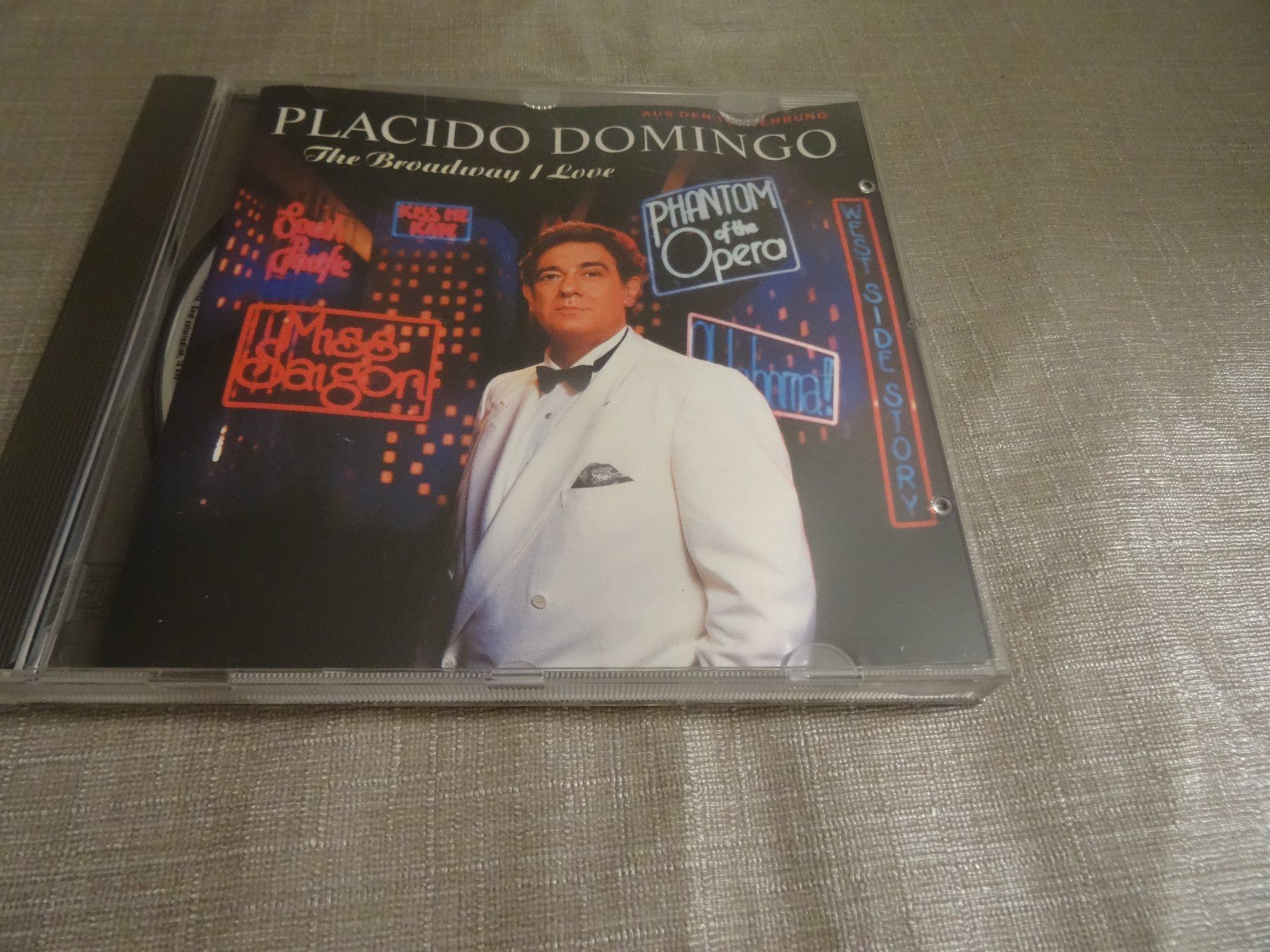 CD: Placido Domingo CD - The Broadway I Love CD – Usato da Olten venduto da Disc-Ausverkauf