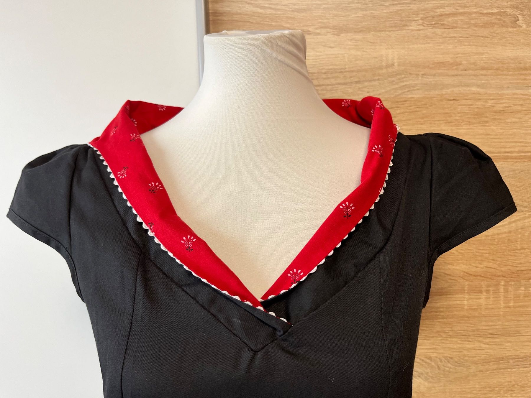 Vestiti: Kaputzendirndl von Bergfreud – Nuovo (secondo la descrizione) da Widnau venduto da Alexona 6