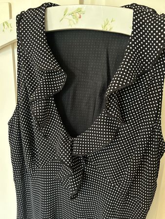 Elegant Sinequanone Paris Dress - Stylish & Gently Used!