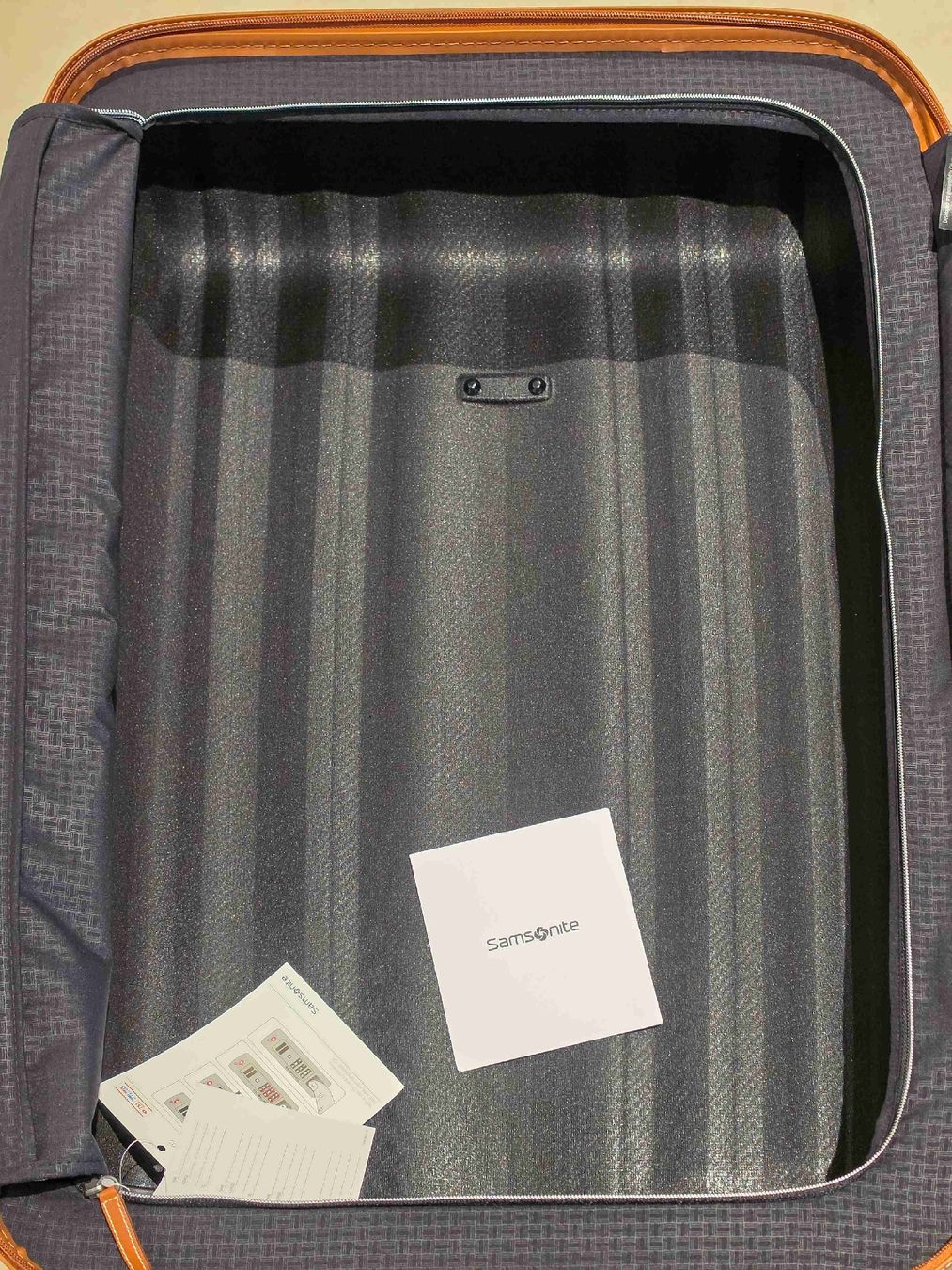Samsonite Valigie: Samsonite Lite-Cube DLX Spinner Midnight Blue – Nuovo e nell'imballaggio originale da Richterswil venduto da Option666 6