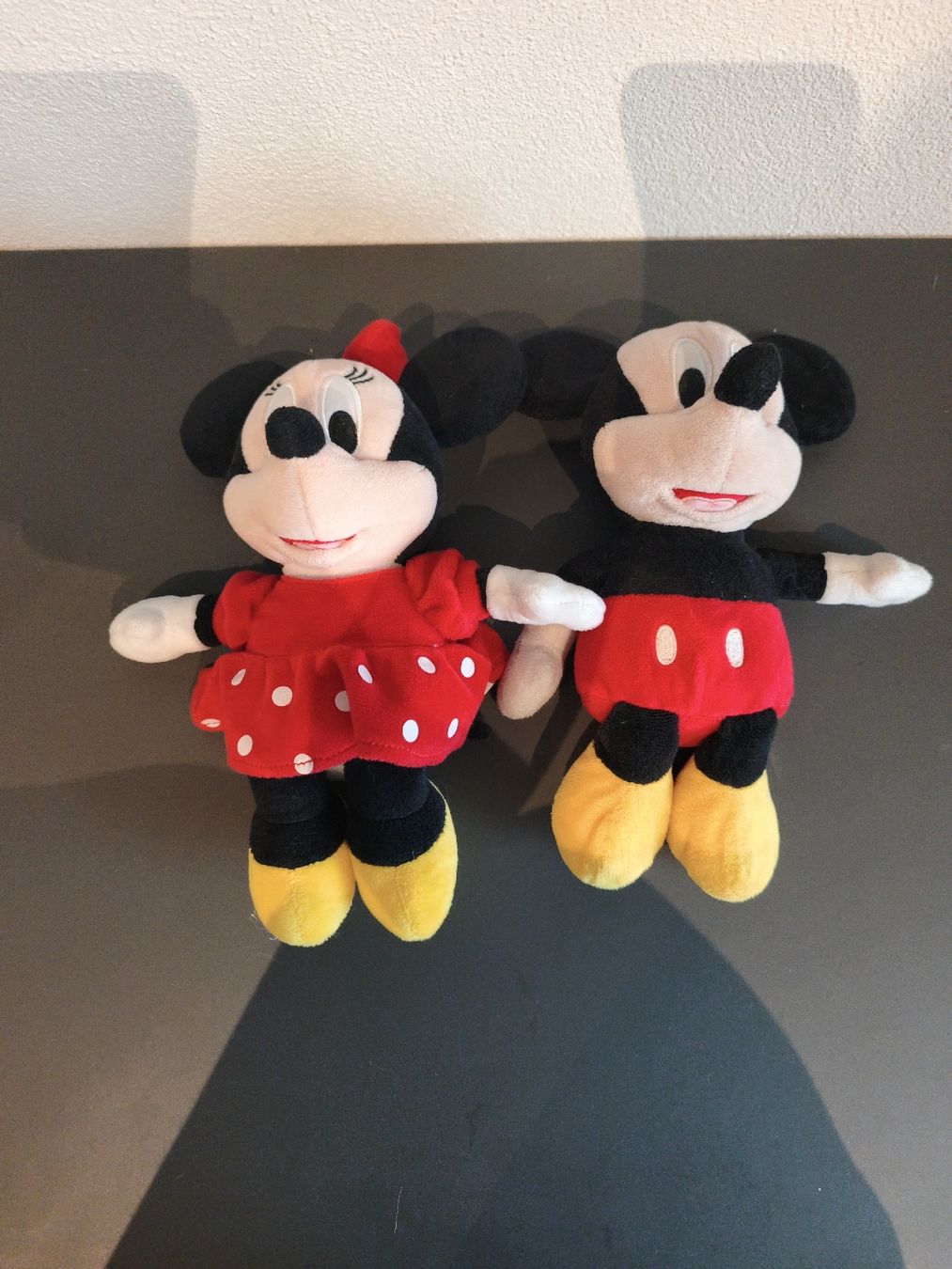 Disney Giocattoli: Mickey and Minnie Mouse – Usato da Uetliburg SG venduto da mar_957n 1