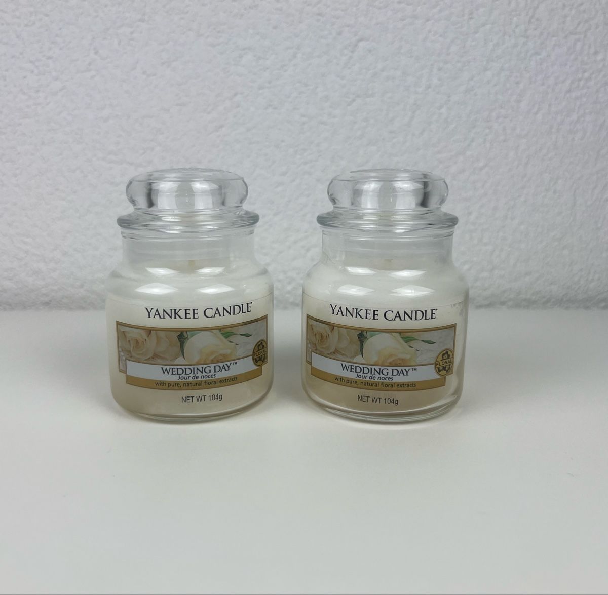 Yankee Candle Candele: 2 x Yankee Candle Wedding Day Duftkerzen – Nuovo e nell'imballaggio originale da Stein am Rhein venduto da Moons_of_Saturn