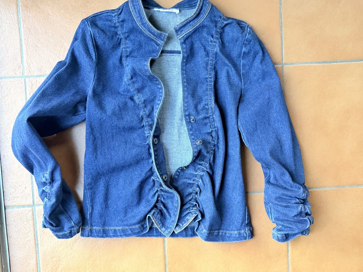 Jacken: Giacca di jeans  con maniche arricciate – Gebraucht aus Bellinzona von bul_mvy5 3