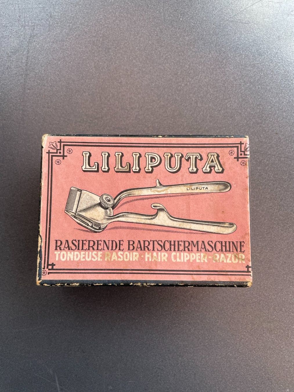 Sonstige Körperpflege: Bartschere Vintage mit Box – Gebraucht aus Zürich von ONA-Online