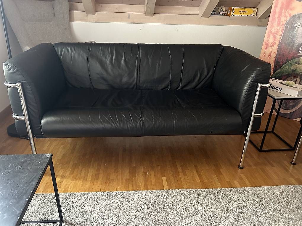 Interio Sofas: 2er Caddy Sofa Interio – Gebraucht aus Horgen von vhupfu91