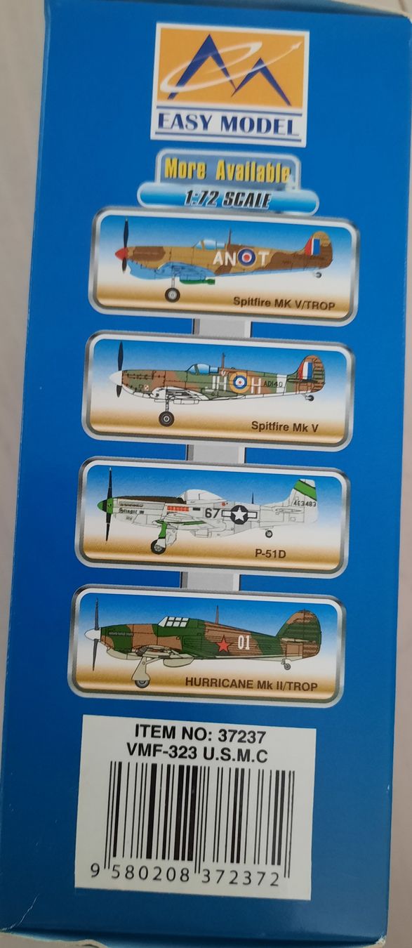 Kits de montage: F4U-4 "Corsair" 1:72 – Neuf avec emballage d'origine à Engelburg par Clictop 2