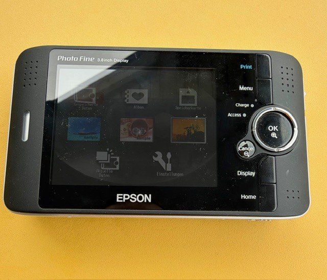 Sistemi audio & multimediali: Epson P-2000 Multimedia Storage Viewer – 40 GB – Usato da Trimbach venduto da Qom 1