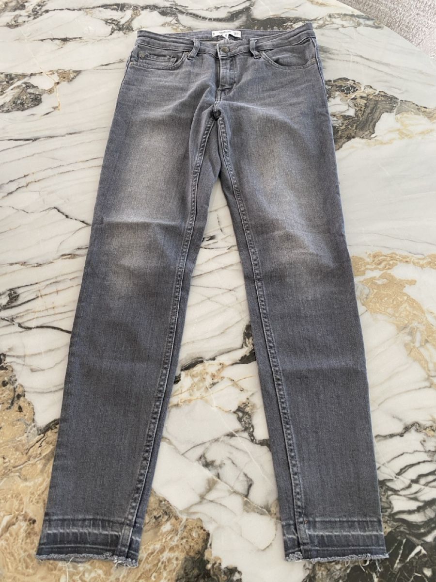 Mango Jeans: 2x Denim Jeans Bundle Women Size 34-36 – Gebraucht aus Meisterschwanden von GleMar 3