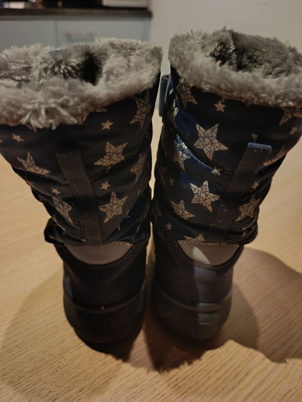 Schuhe für Jungen: Kinder Winter Stiefel Richter, Gr 36 – Gebraucht aus Zürich von VorlonShadow 1