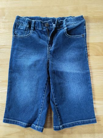 Kurze Hose stretch Grösse 128 wie neu