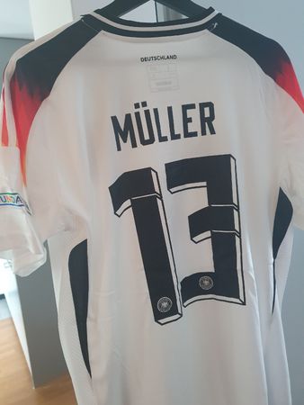 EM24 Trikot Deutschland Grösse L Müller #13