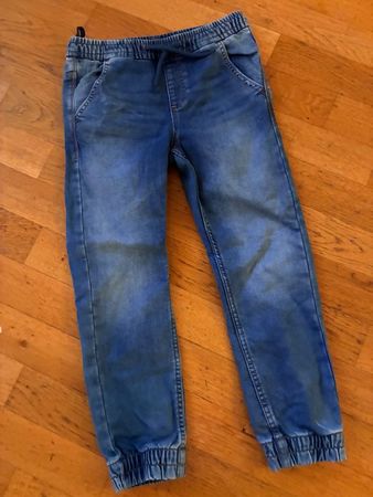 Tolle Jeans Gr. 134, Marks&Spencer