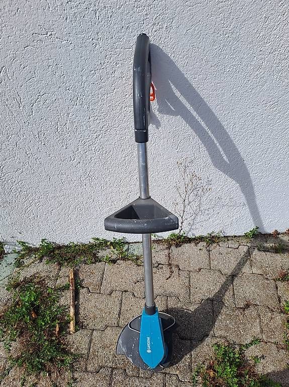 Tagliaerba: Gardena Rasentrimmer – Usato da Unterägeri venduto da Dan_6bcw