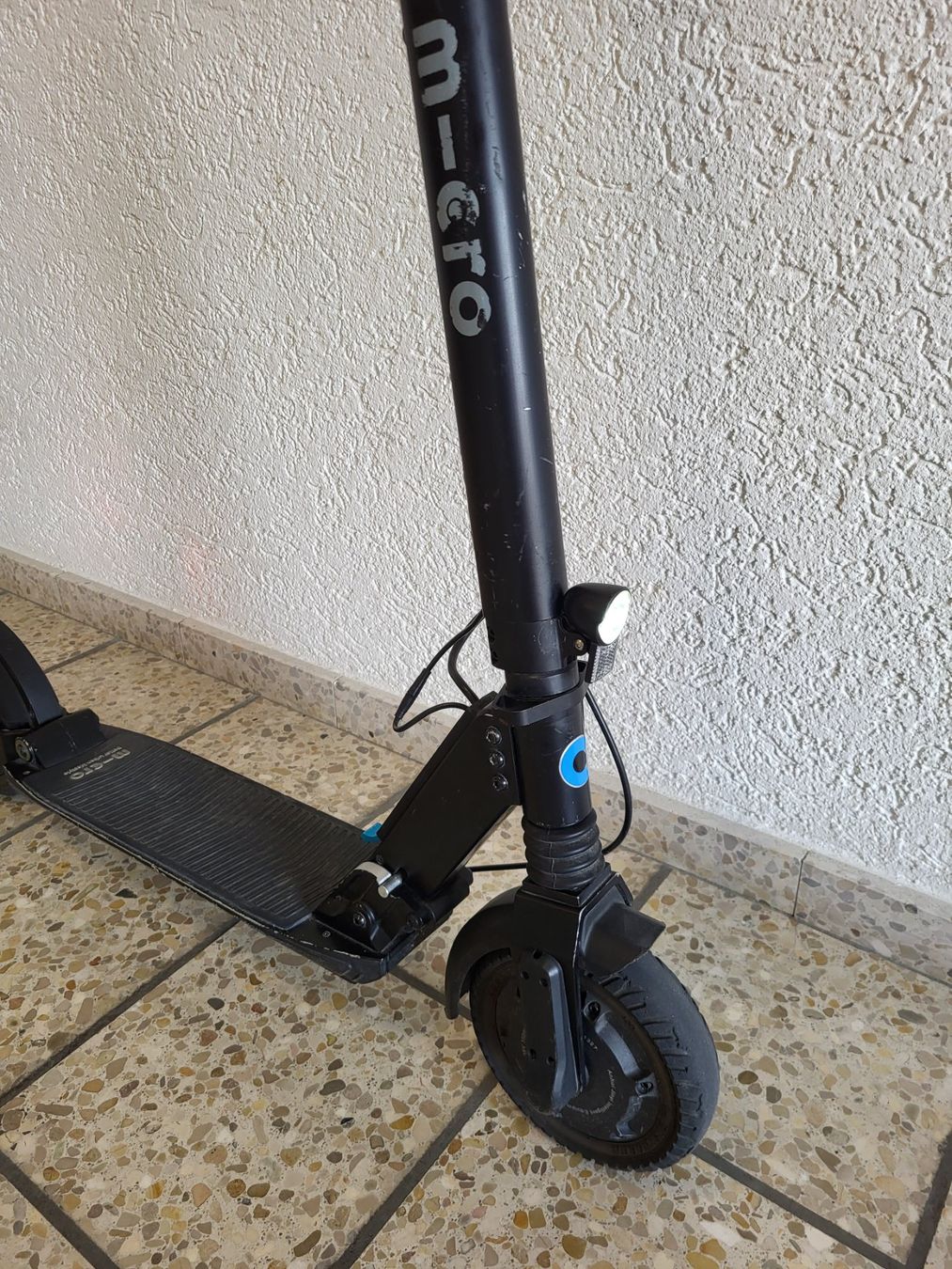 Micro Kickboard: E Trottinett Micro Explorer – Usato da Bülach venduto da babolat001