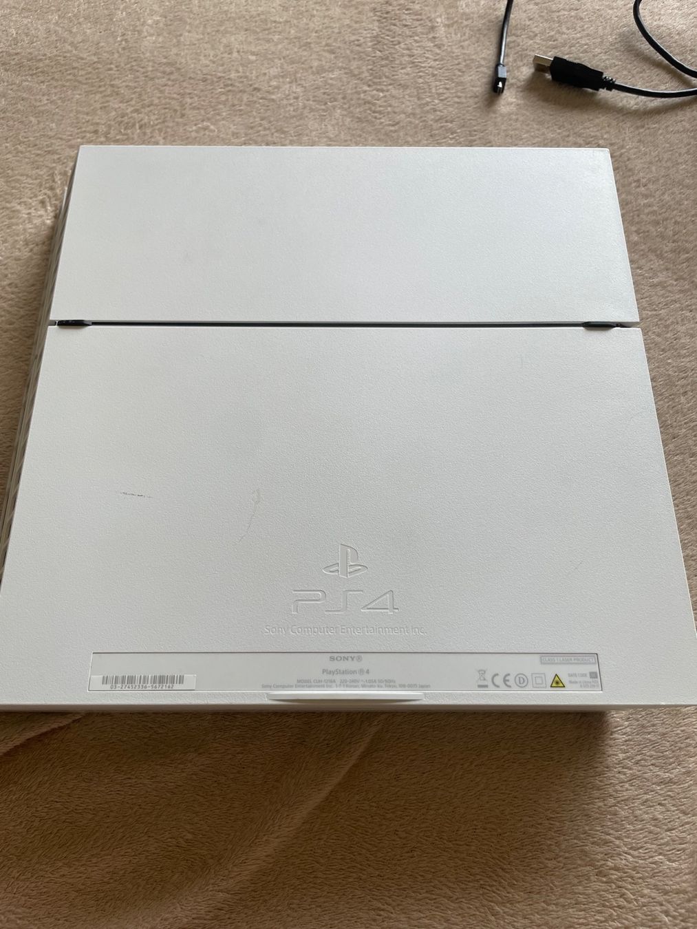 Sony Consoles: Sony PlayStation 4 Destiny Edition + 2 Controller & 4 Spiele – D'occasion à Niederwangen BE par m_s13 5