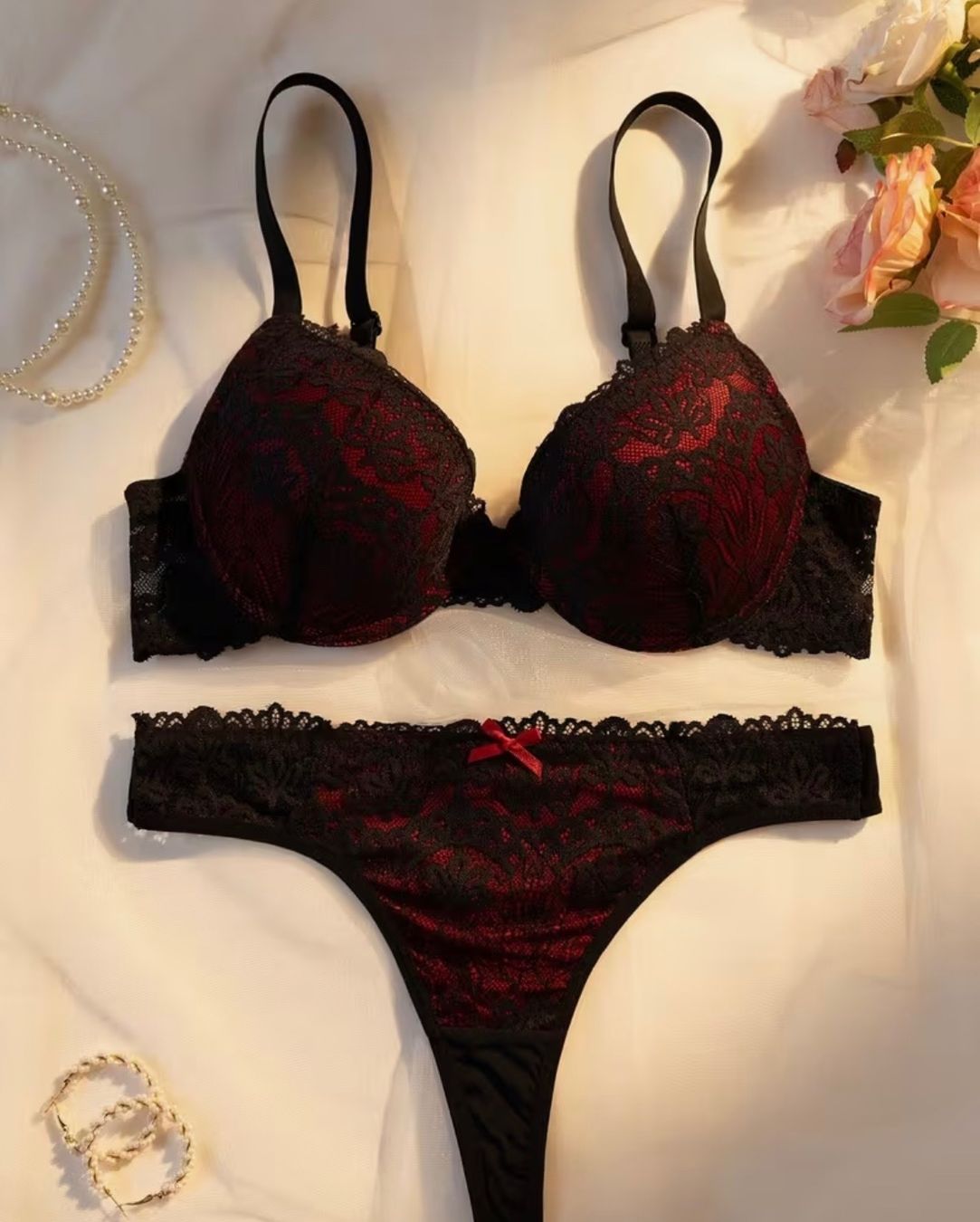Sonstige Unterwäsche: Unterwäsche-Set:BH-String-Tanga-Spitzen-Unterwäsche 80B – Neu (gemäss Beschreibung) aus Teufenthal AG von MeineSchatztruhe