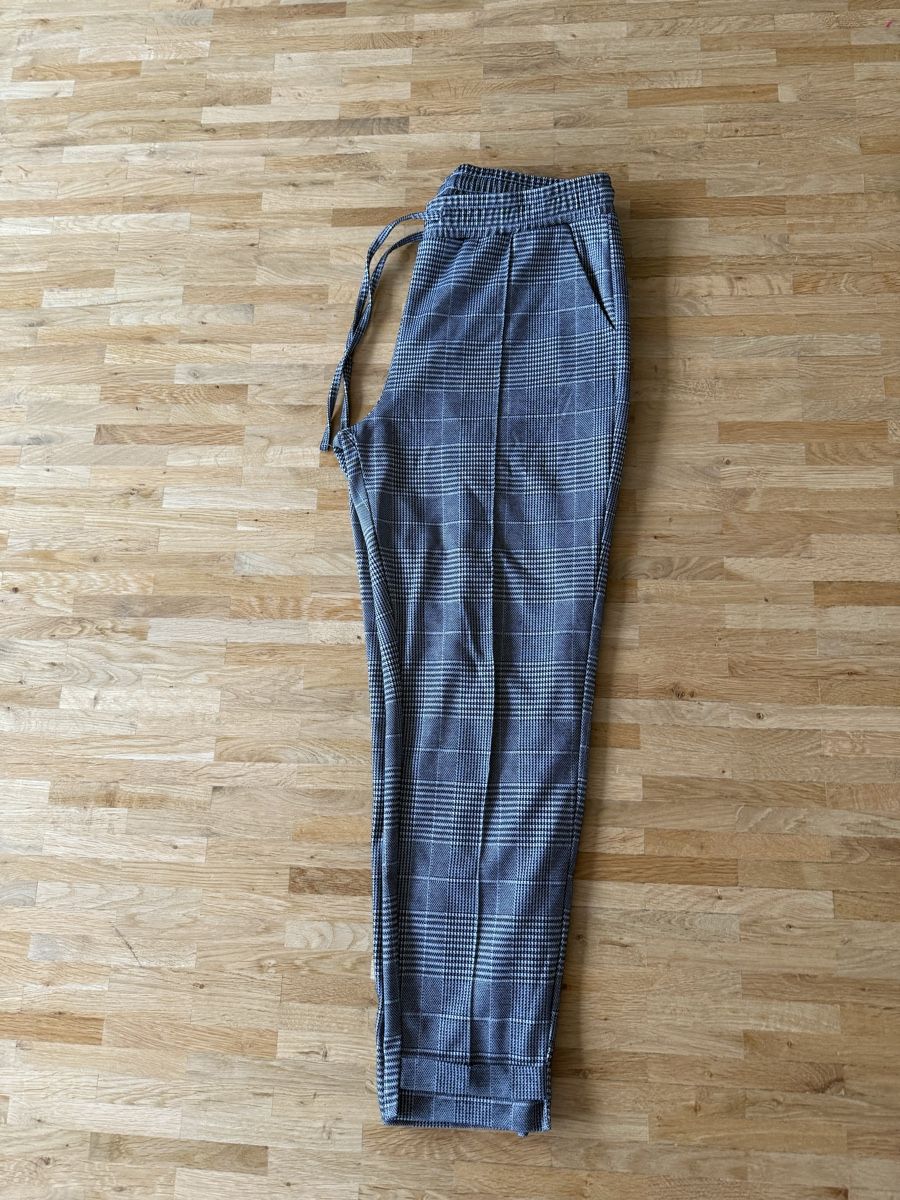Pantaloni: Damenhose – Usato da Zürich venduto da Sven1968 3