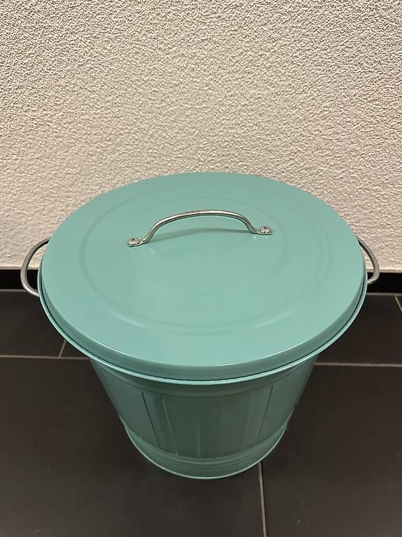 Altro per la casa: IKEA Knodd Tonne mit Deckel – Usato da Dörflingen venduto da Kendraa