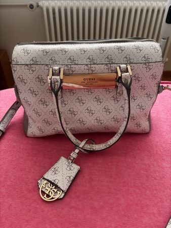 Guess Tasche 