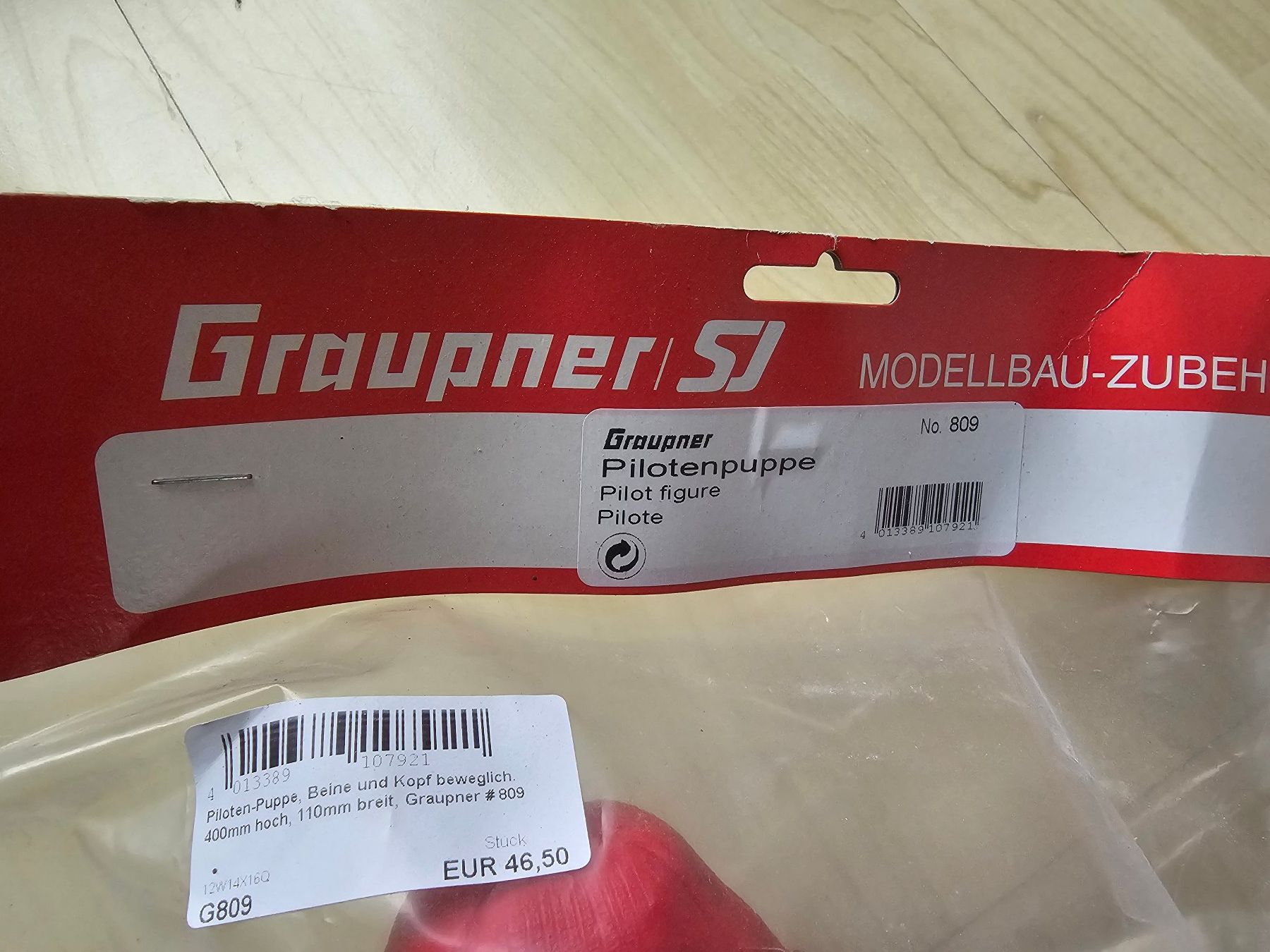 Graupner Modellismo RC: Graupner Pilotenpuppe – Nuovo e nell'imballaggio originale da Roggwil BE venduto da Wrangler0 2