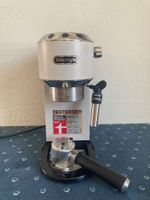 DeLonghi Espressomaschine Dedica weiss guter Zustand