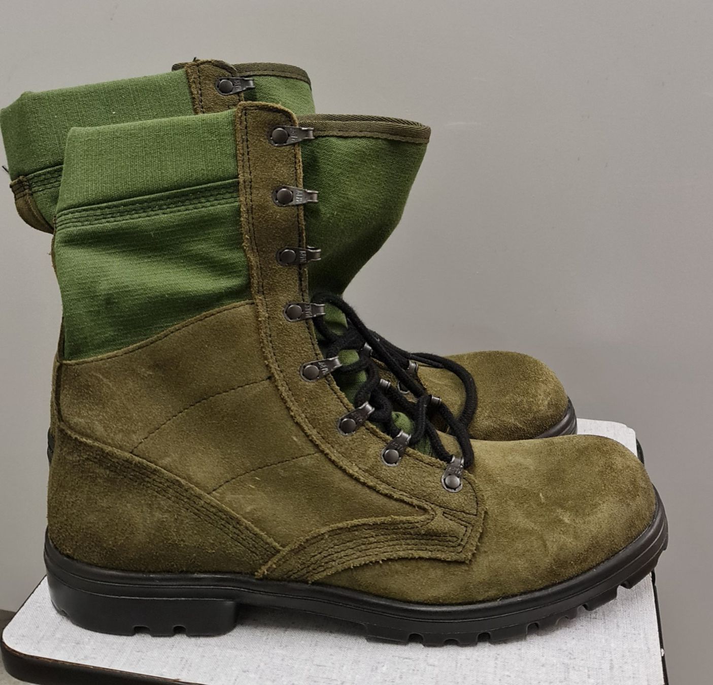 Scarpe da uomo: US ARMY RANGER STIEFEL / 43 – Nuovo (secondo la descrizione) da kloten venduto da Dralion73