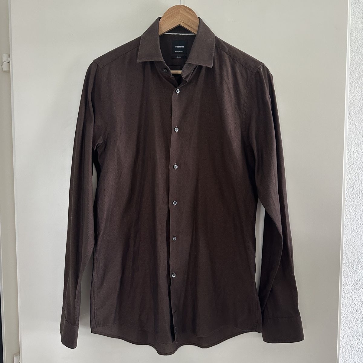 Strellson Camicie: STRELLSON BROWN SLIM-FIT SHIRT – Usato da Zofingen venduto da JumpInVintage