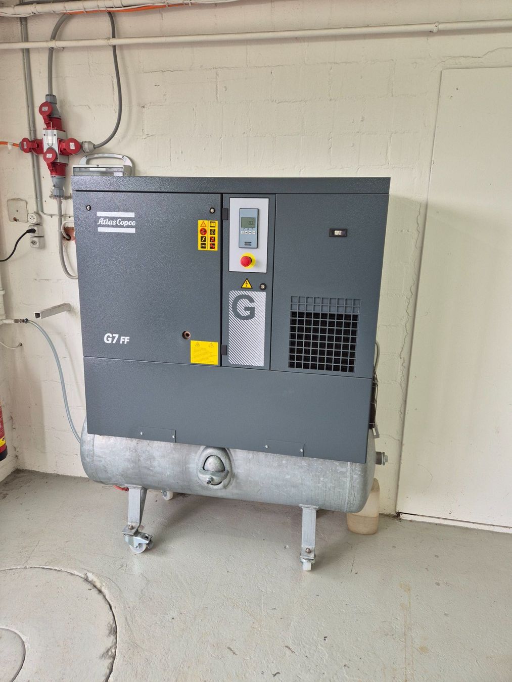 Atlas Copco Compressori: Atlas Copco Schraubenkompressor G 7 FF – Usato da Schaffhausen venduto da RK205