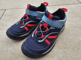Decathlon Quechua Wanderschuhe (Grösse 34), wasserdicht