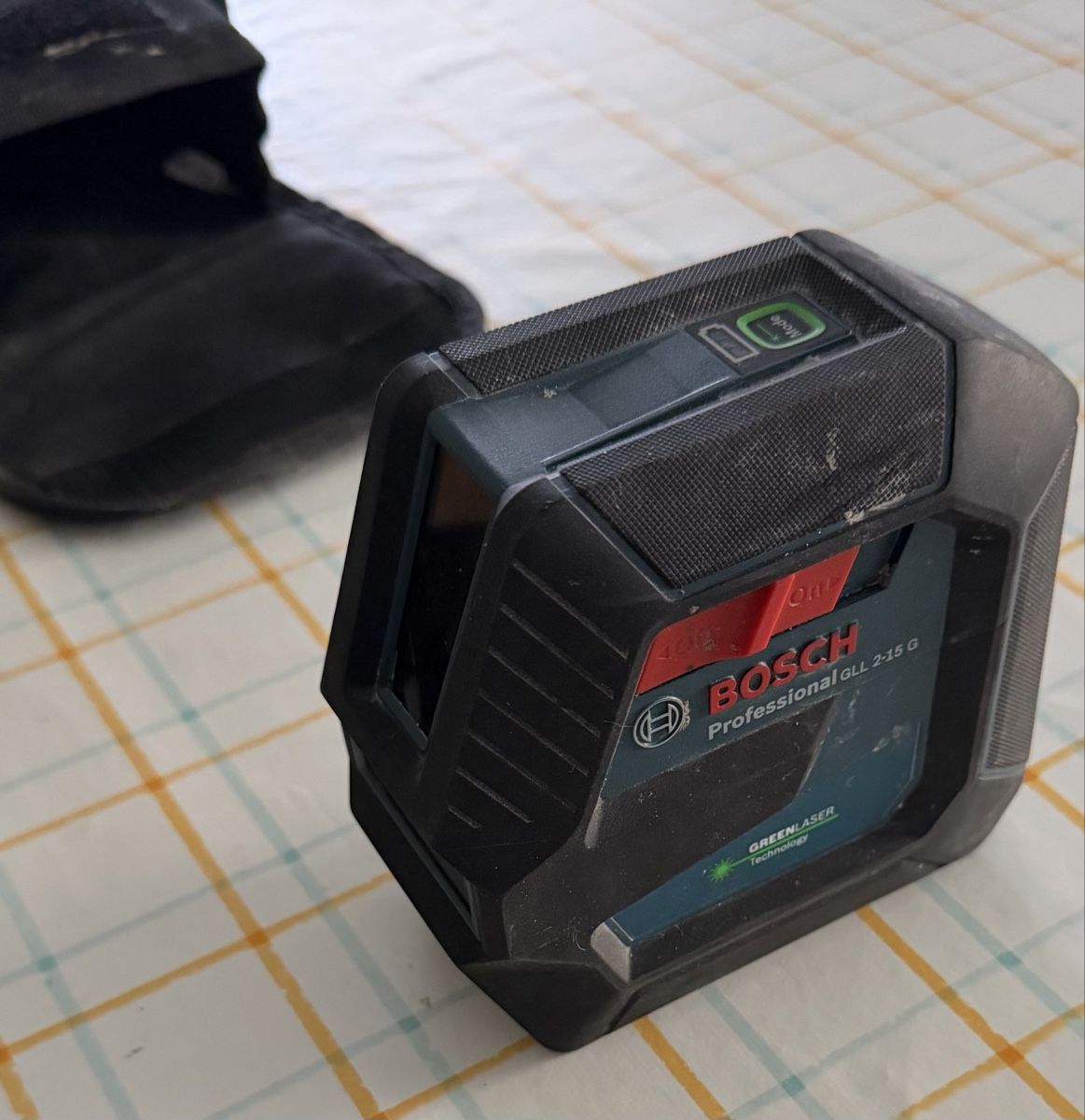 Bosch Tutti gli attrezzi: Bosch Professional GLL 2-15 G – Usato da St-Maurice venduto da danielremon
